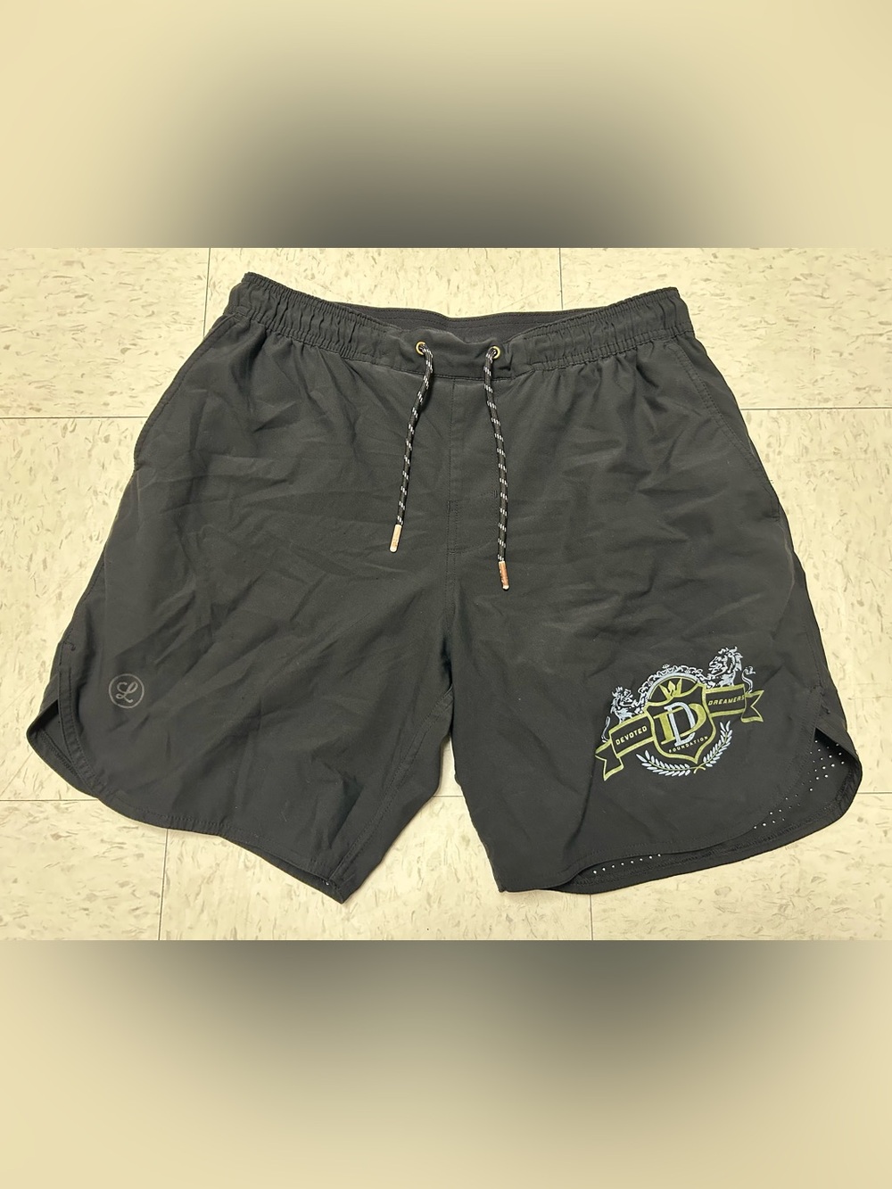 Legends Black Lined Running Shorts Medium Devoted Dreamers Logo Athletic - Picture 2 of 8